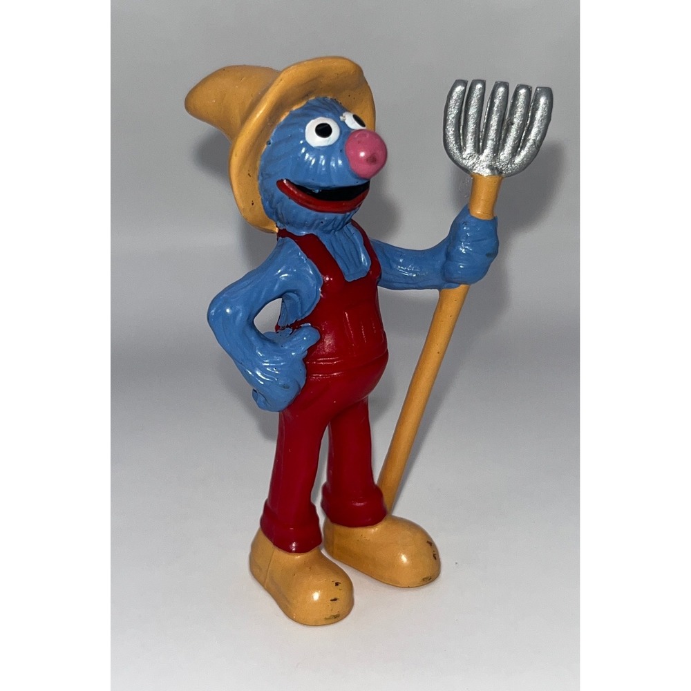 Sesame Street PVC Figures Grover Farmer Snuffleupagus Sled Alice Skateboard Lot - Picture 4 of 5